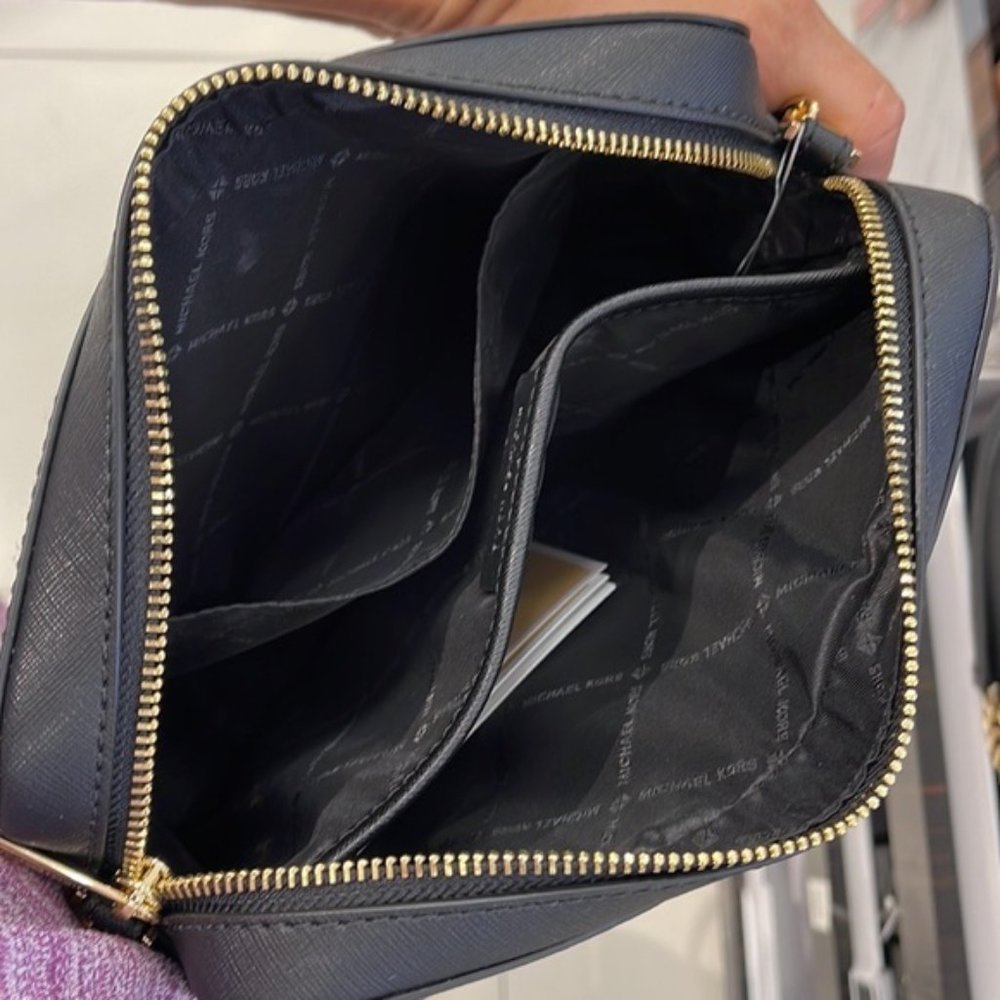 Michael Kors Jet Set Item Large East West Zip Crossbody Leather Black - Picture 4 of 16